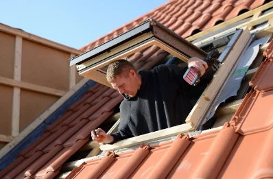 Pose de fenêtres de toit Velux à Loriges